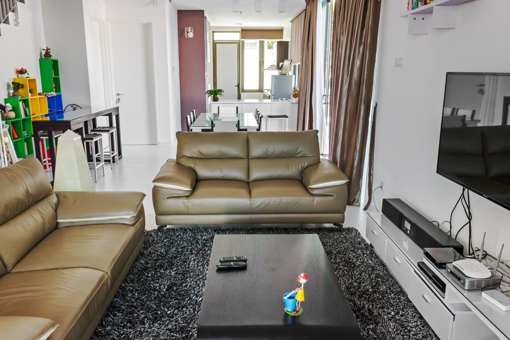R Residence Jelutong Екстер'єр фото